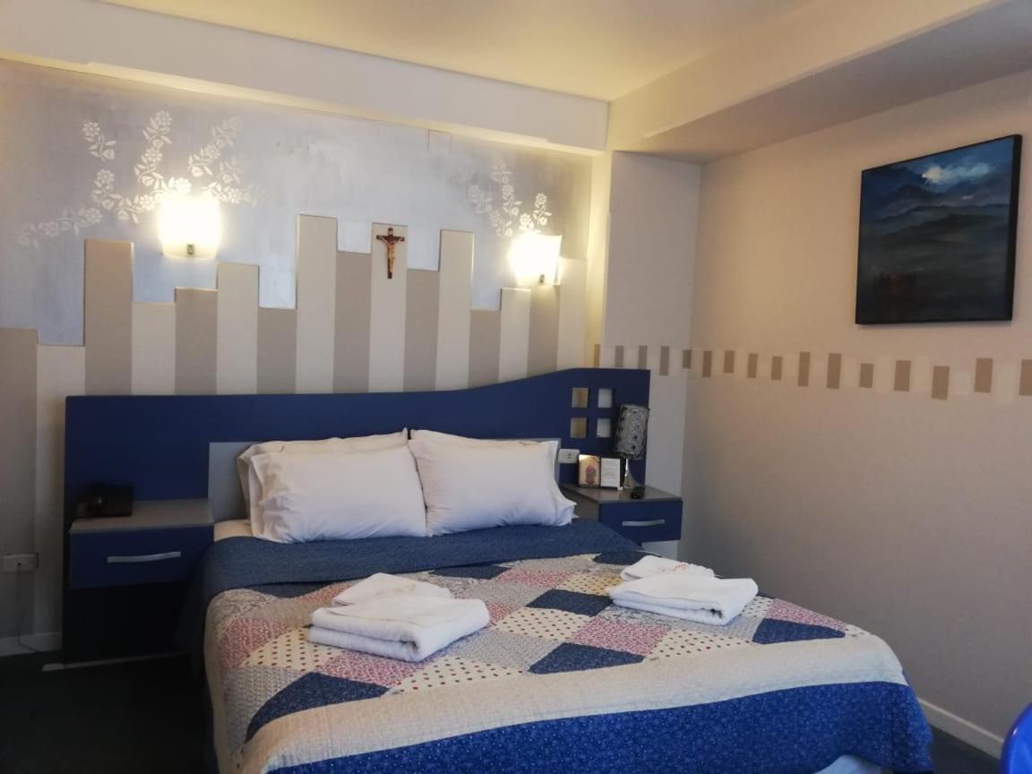 Hotel "Virgen Del Socavon" Oruro Extérieur photo